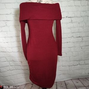 RUNAWAY the Label OFF THE HOOK knit midi dress wine M NEW